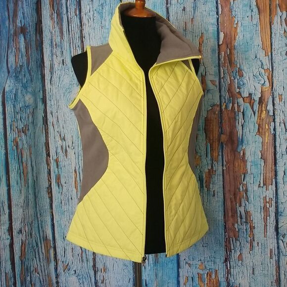 Columbia Jackets & Blazers - COLUMBIA Quilted Zip Front Vest